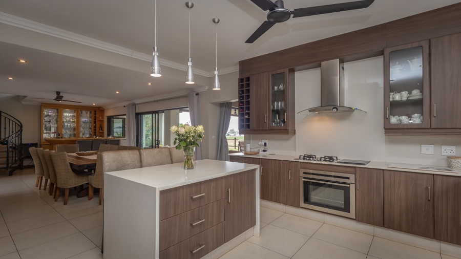 3 Bedroom Property for Sale in The Coves North West